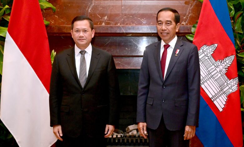 Presiden Jokowi Tingkatkan Kerja Sama dengan Kamboja Saat Bertemu PM Hun Manet