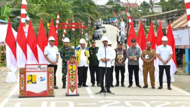Presiden Resmikan Pelaksanaan Inpres Jalan Daerah di Kalimantan Timur