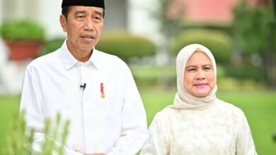 Presiden dan Ibu Iriana Jokowi Sampaikan Ucapan Selamat Idulfitri 1445 Hijriah
