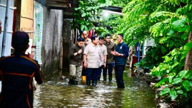 Presiden Prabowo Tinjau Warga Terdampak Banjir di Bekasi