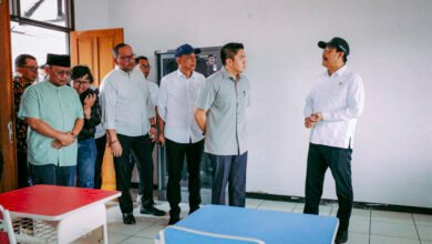 Seskab dan Mensos Cek Kesiapan Sekolah Rakyat di Bekasi