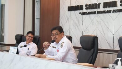 Tim Seleksi KPID Kalsel Terima Hasil Psikotes dari RSJ Sambang Lihum