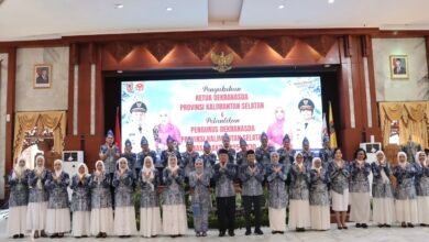 Pengukuhan Ketua dan Pelantikan Pengurus Dekranasda Kalsel, Gubernur H Muhidin : Kenalkan Produk Lokal Hingga Kancah Internasional