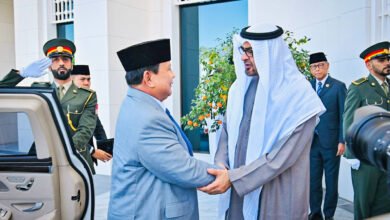 Bertemu Presiden MBZ, Presiden Prabowo Disambut Hangat di Istana Qasr Al Shatie
