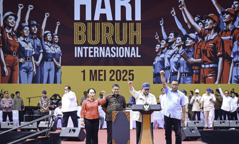 Kado Hari Buruh: Presiden Prabowo Beri Apresiasi Mulai dari Kesejahteraan Hingga Pahlawan Nasional dari Elemen Buruh